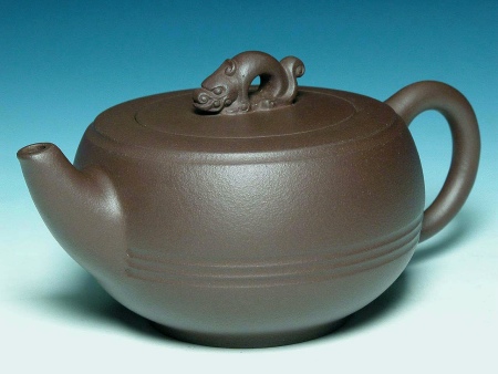 别怀疑！这把壶就是陨石做成的！