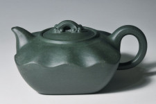 韓洪波手製‧四季如意系列之三~如意角菱壺L